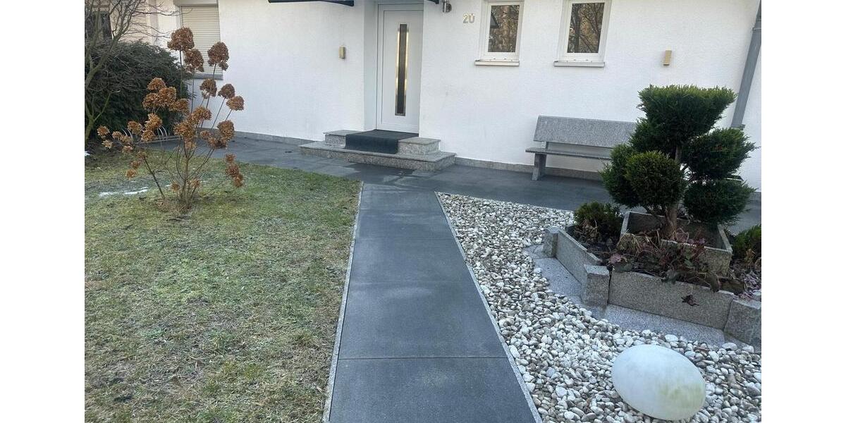 Reihenhaus Oberschleißheim - 4 Zimmer, 150 m&sup2;, 2.490&euro; | Angebot:25772700