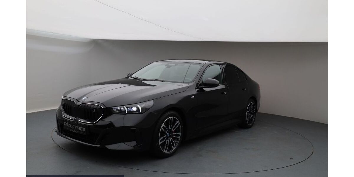 BMW i5 4.000 km 55.350 &euro; Ebersberg 85560
