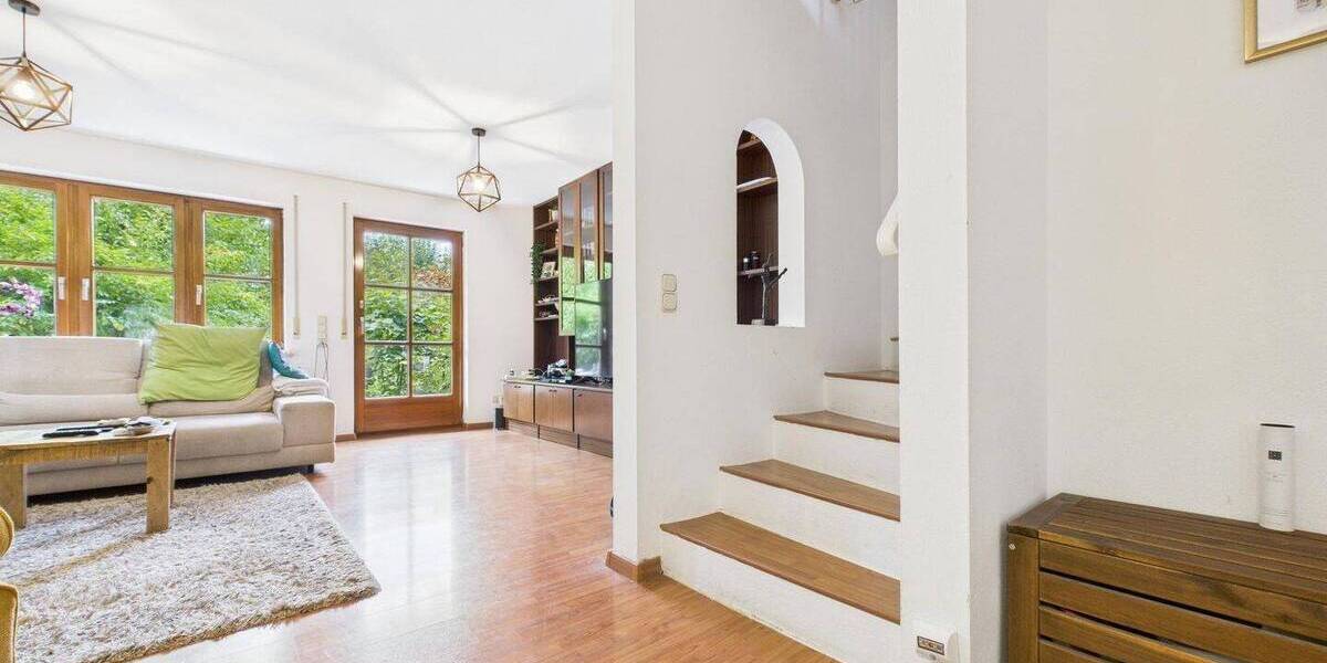 Reihenmittelhaus München Ramersdorf-Perlach - 5 Zimmer, 147 m&sup2;, 989.000&euro; | Angebot:26744811