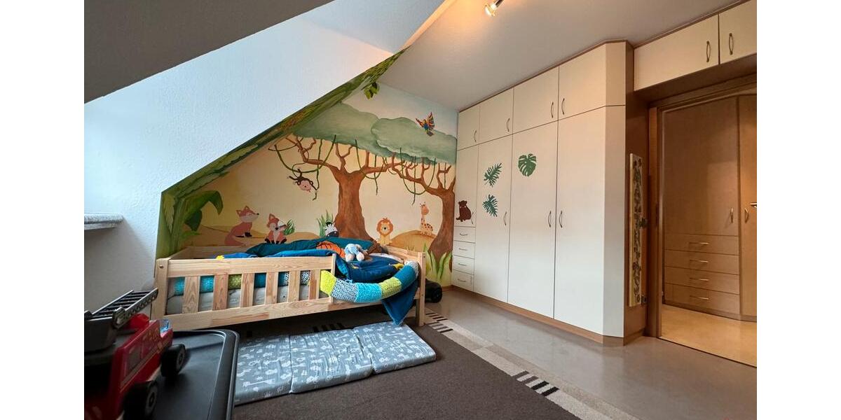 Etagenwohnung Karlsfeld - 4 Zimmer, 109 m&sup2;, 1.650&euro; | Angebot:26662107