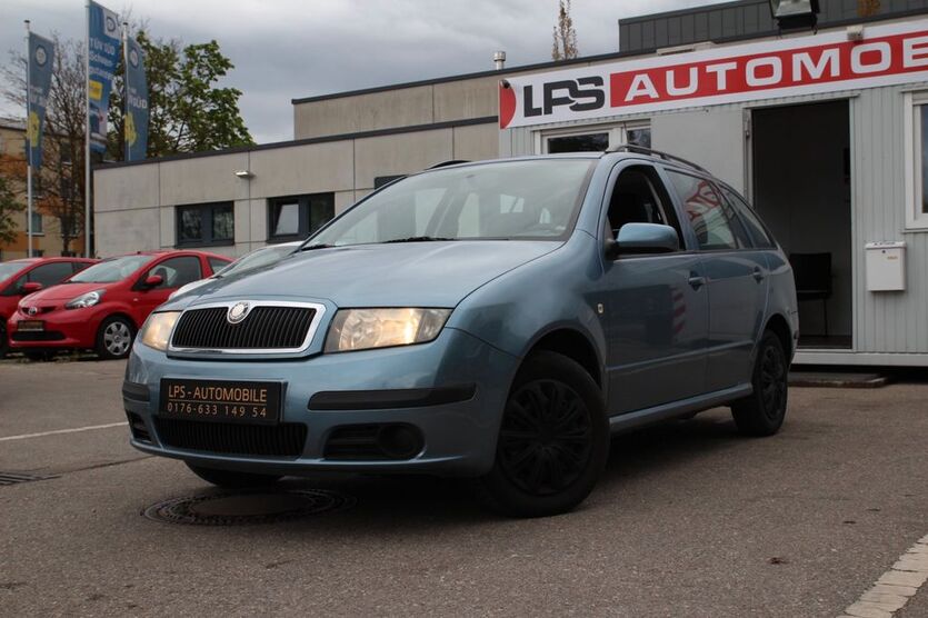Skoda Fabia 182.000 km 999 € München 81243
