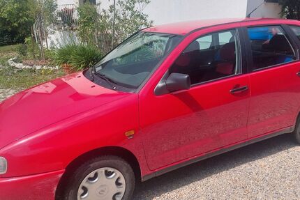 Seat Ibiza 93.800 km 990 € Petershausen 85238