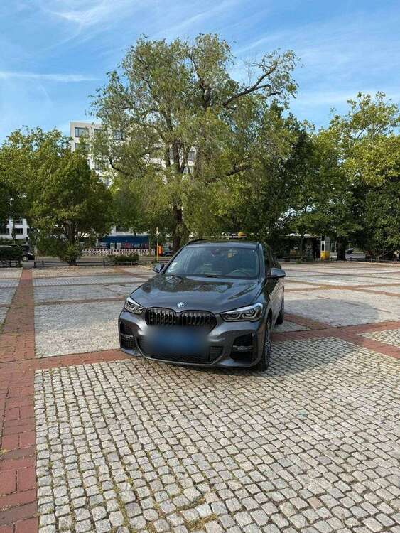 X1