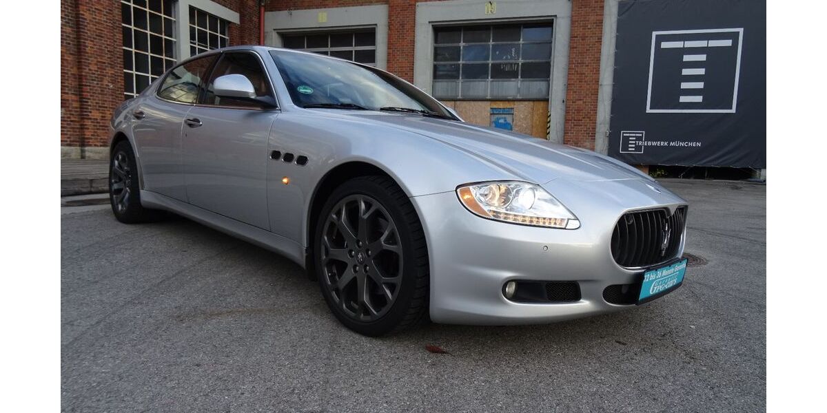 Maserati Quattroporte 110.000 km 26.950 &euro; München 81249