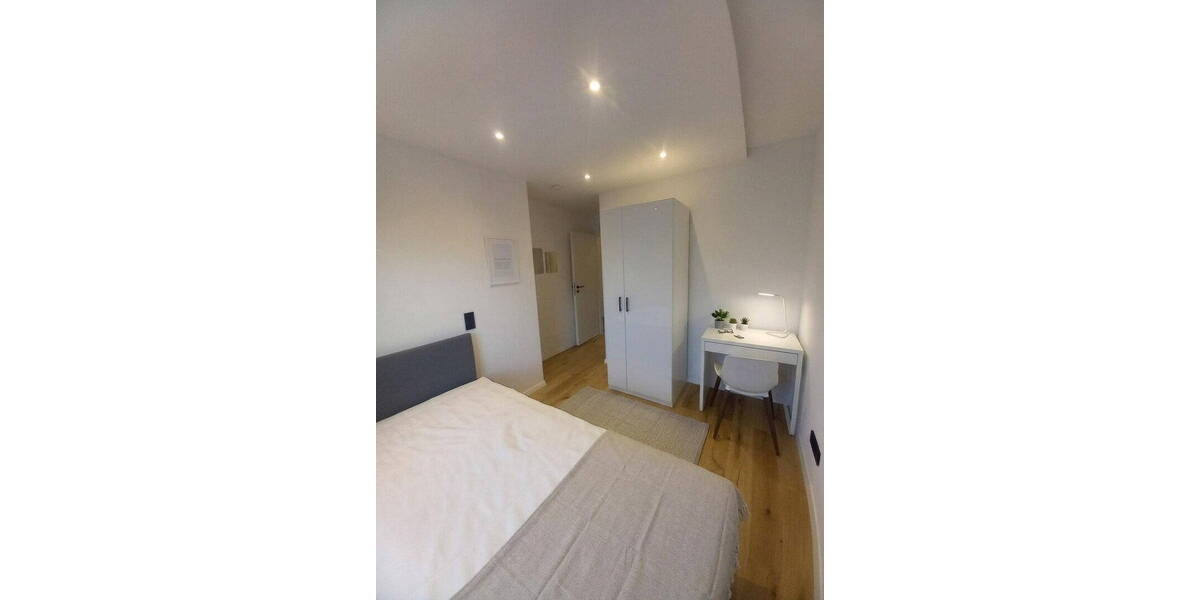 Etagenwohnung München Thalk.Obersendl.-Forsten-Fürstenr.-Solln - 5 Zimmer, 13 m&sup2;, 715&euro; | Angebot:26670117