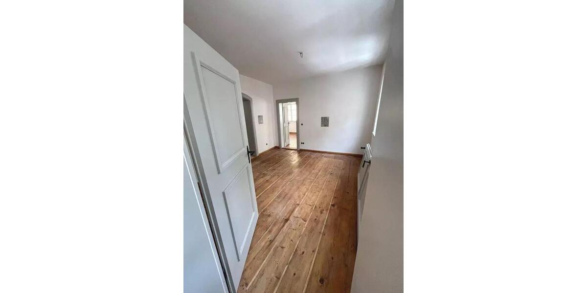 Etagenwohnung München Altstadt-Lehel - 2.5 Zimmer, 65 m&sup2;, 2.450&euro; | Angebot:26445836