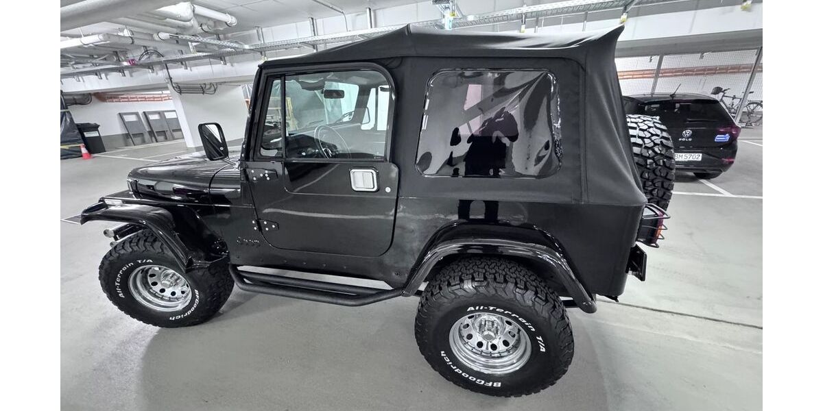 Jeep Wrangler 72.800 km 30.500 &euro; München 80992