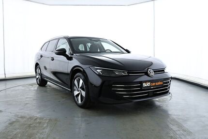 VW Passat 32.728 km 30.550 &euro; Garching 85748