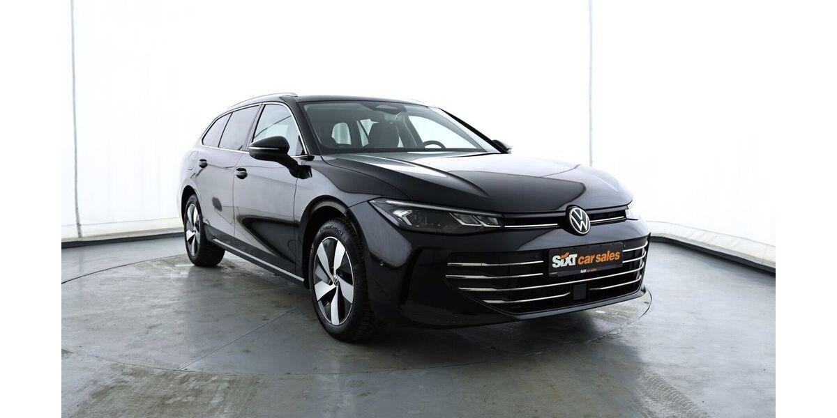 VW Passat 32.728 km 30.550 &euro; Garching 85748