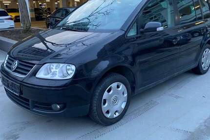 VW Touran 240.000 km 750 &euro; München 80809