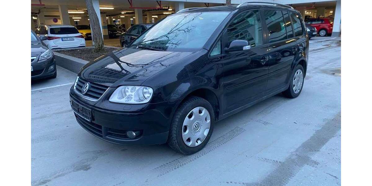 VW Touran 240.000 km 750 &euro; München 80809
