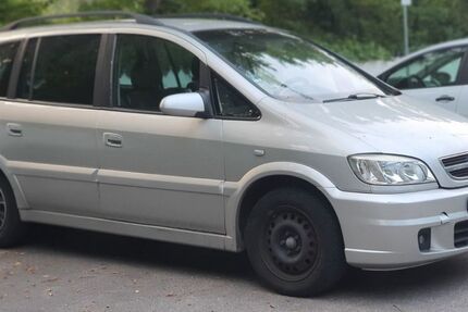 Opel Zafira 323.000 km 800 &euro; München 81249