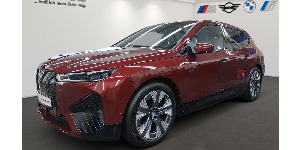 BMW iX 16.564 km 48.990 &euro; München 81827