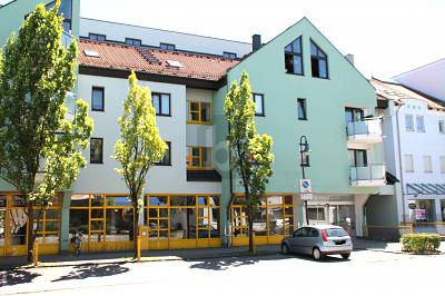 EBENERDIG MIT GROSSER SCHAUFENSTERFLÄCHE - Gewerbeobjekt Emmering | Angebot:27095168
