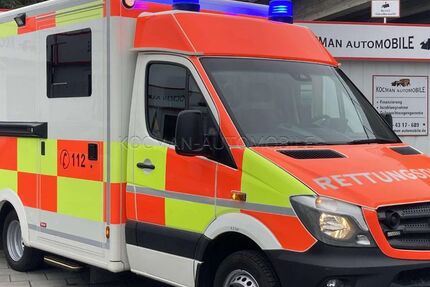 Mercedes-Benz Sprinter 348.500 km 25.950 &euro; München 81825