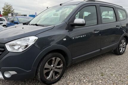 Dacia Lodgy 211.000 km 2.999 € München 81829