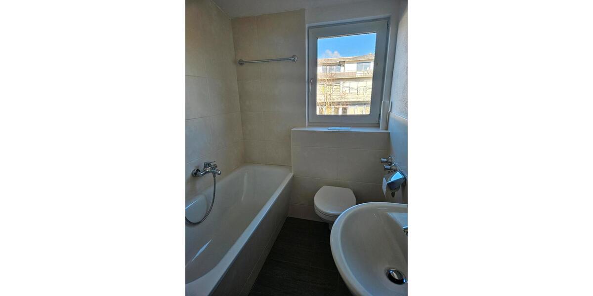 3 Zimmer Mansardenwohnung in Germering zu vermieten 3 zimmer