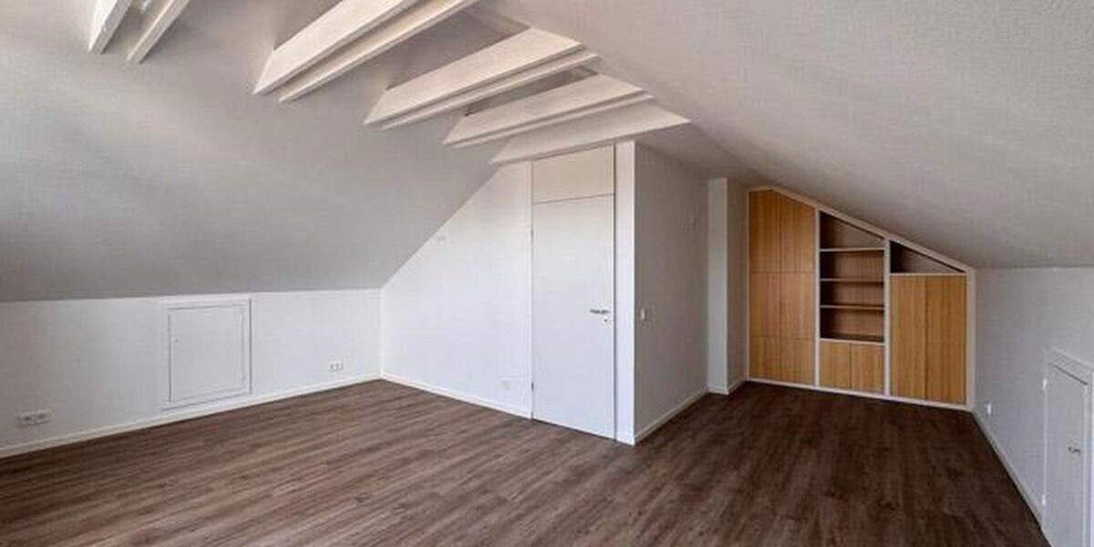 Doppelhaushälfte Krailling - 7 Zimmer, 140 m&sup2;, 2.730&euro; | Angebot:25568316