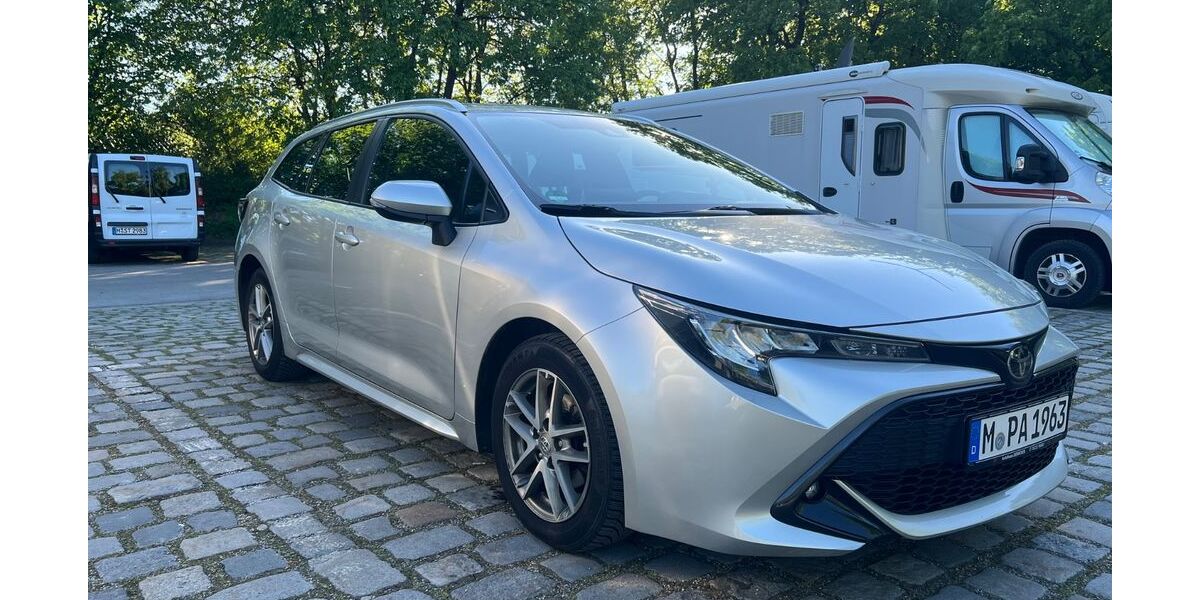 Toyota Corolla 103.550 km 17.900 &euro; München 80805