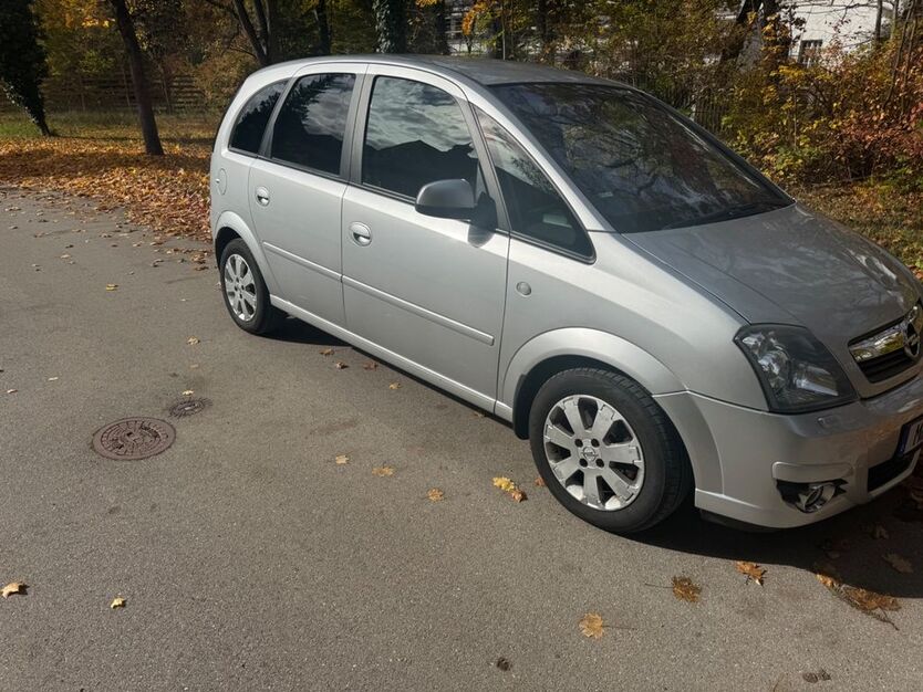 Opel Meriva 135.000 km 3.990 € Haar 85540