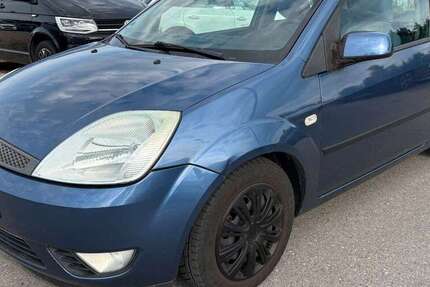 Ford Fiesta 142.000 km 990 &euro; München 81245