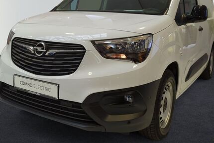 Opel Combo 1.500 km 26.490 &euro; München 80807