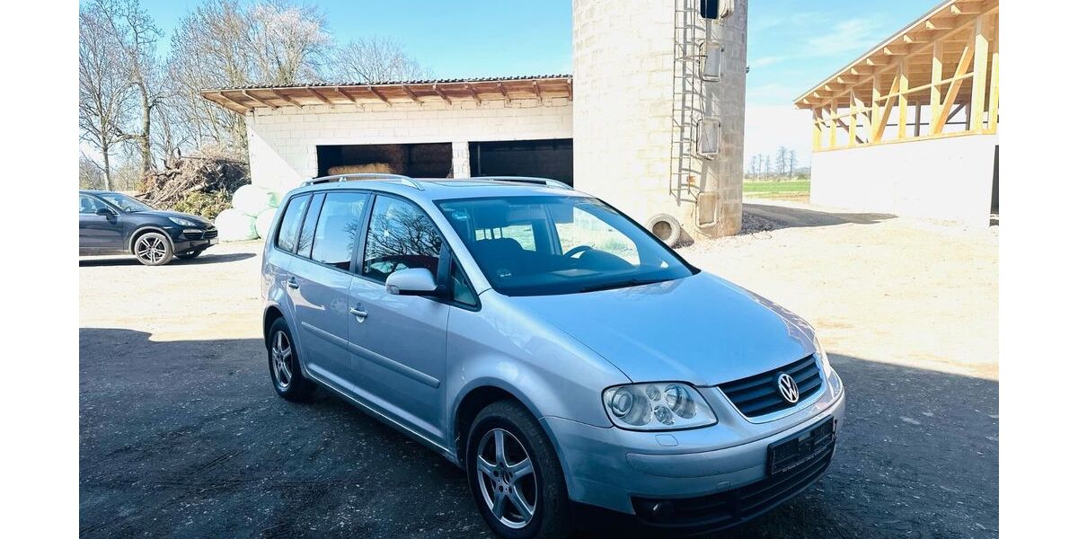VW Touran 290.000 km 1.299 &euro; Neufahrn 85375