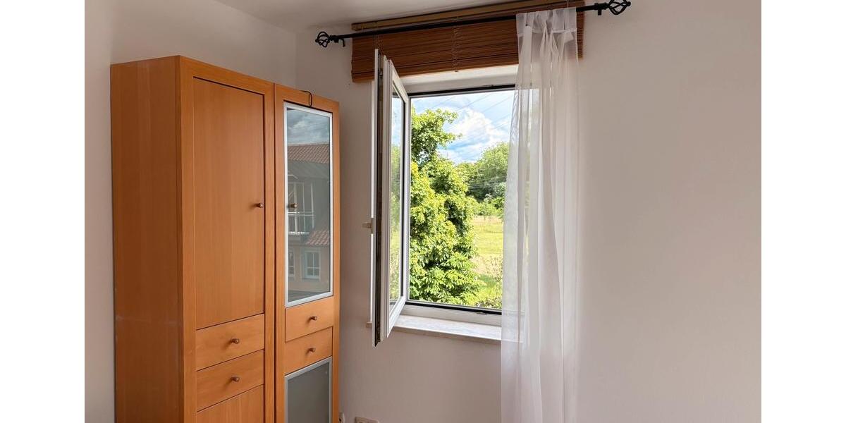 Dachgeschoßwohnung Finsing - 2 Zimmer, 40 m&sup2;, 650&euro; | Angebot:26592608