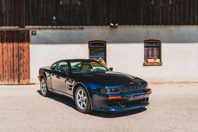 V8 Vantage