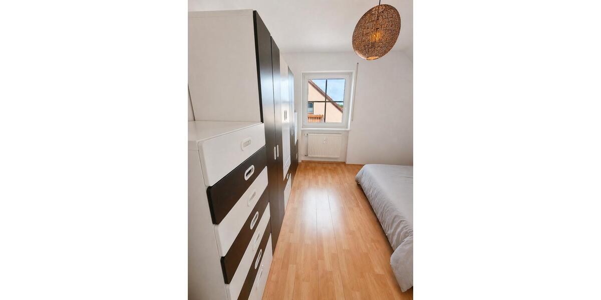 Dachgeschoßwohnung Röhrmoos - 3 Zimmer, 80 m&sup2;, 1.400&euro; | Angebot:26350715