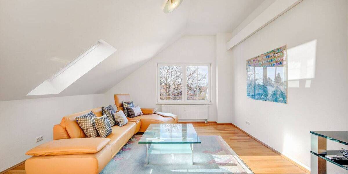 Etagenwohnung Gilching - 3 Zimmer, 93 m&sup2;, 619.000&euro; | Angebot:26080140