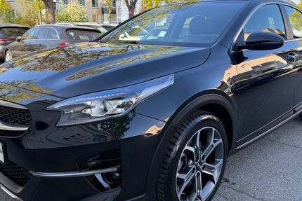 Kia XCeed 64.201 km 18.200 &euro; München 81243