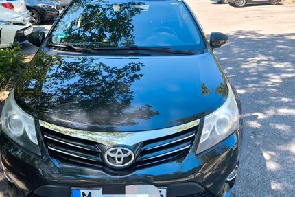 Toyota Avensis 205.836 km 6.500 &euro; München 81735