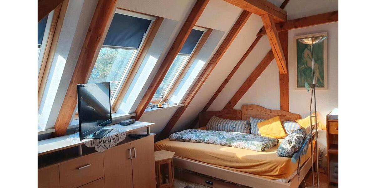 Dachgeschoßwohnung Oberschleißheim - 1 Zimmer, 35 m&sup2;, 600&euro; | Angebot:27598884