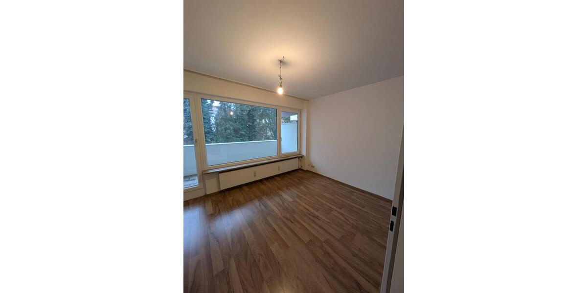 ruhige Wohnung Sendling-Westpark (Balkon, Küche) 1 zimmer