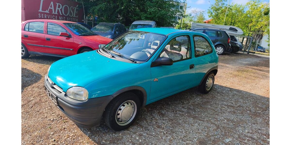 Opel Corsa 51.300 km 3.333 &euro; Emmering 82275