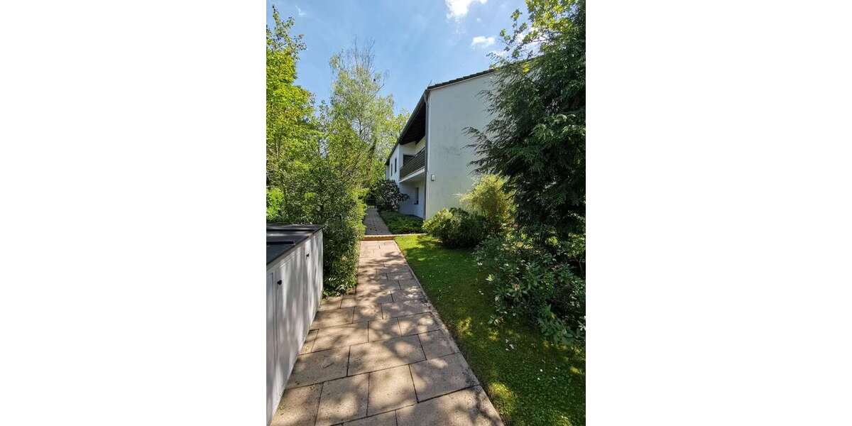 Etagenwohnung Grünwald - 4 Zimmer, 124 m&sup2;, 2.230&euro; | Angebot:27005840