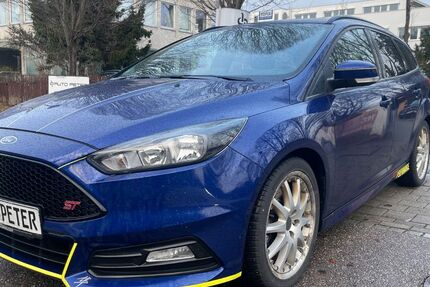 Ford Focus 179.037 km 9.970 &euro; Riemerling 85521