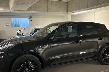 Porsche Macan 69.248 km 64.900 € München 81737
