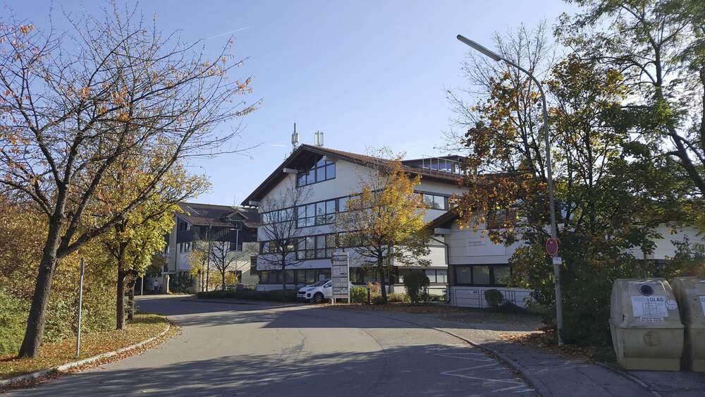 Halle in München 1.995 € 227 m² zimmer