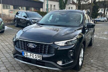 Ford Kuga 3.933 km 32.489 € Erding 85435