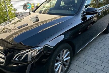 Mercedes E 220