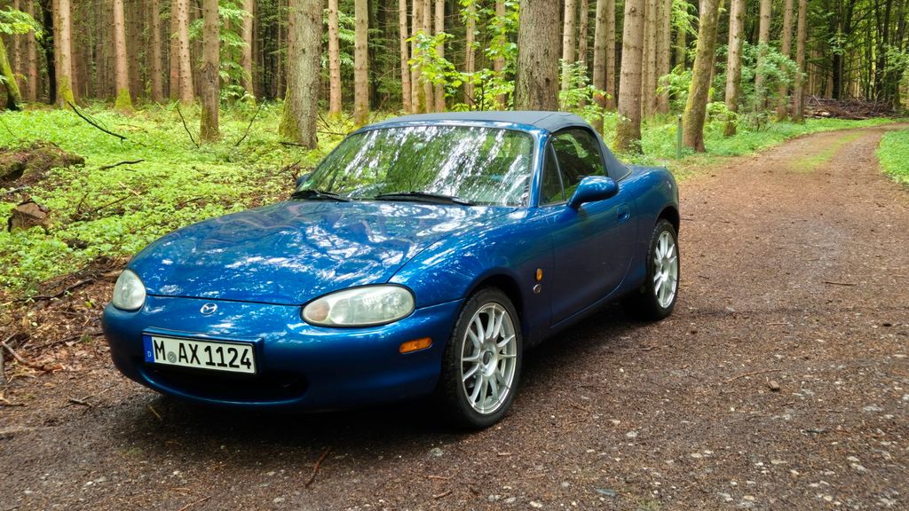 Mazda MX-5 97.000 km 10.500 &euro; München 81379