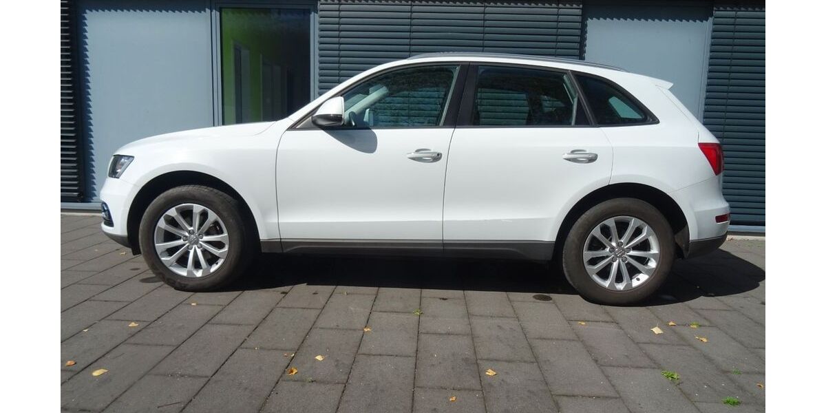 Audi Q5 165.000 km 15.950 &euro; München 81249