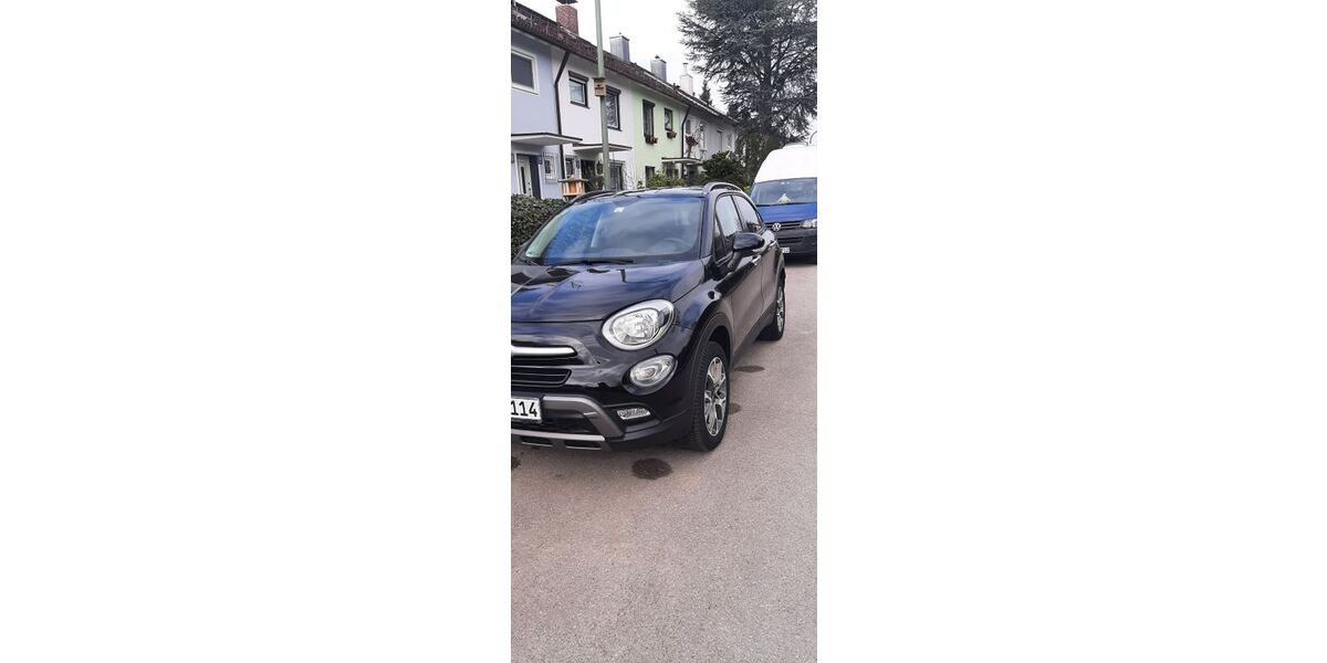 Fiat 500X 88.000 km 9.950 &euro; München 81827