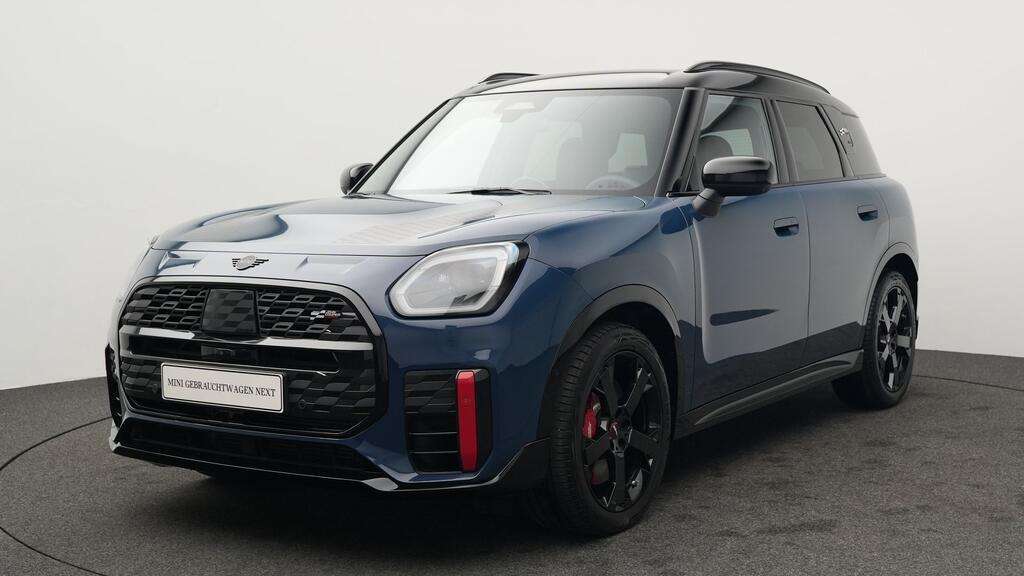 Mini JCW Countryman All4 7.352 km 48.320 &euro; München 80788