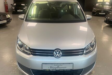 VW Touran 105.289 km 7.499 &euro; Anzing 85646