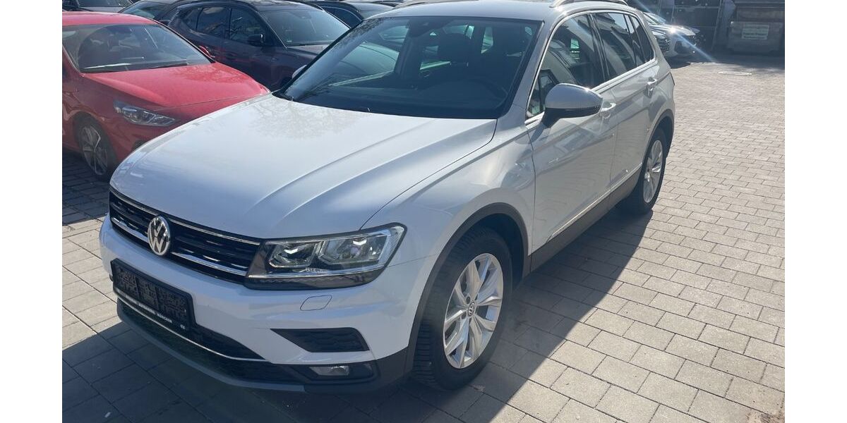 VW Tiguan 75.920 km 23.995 &euro; München 80993