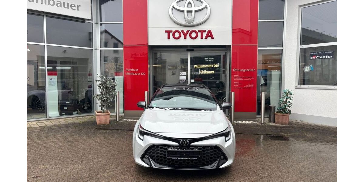 Toyota Corolla 29.679 km 30.980 &euro; Neufarn 85646
