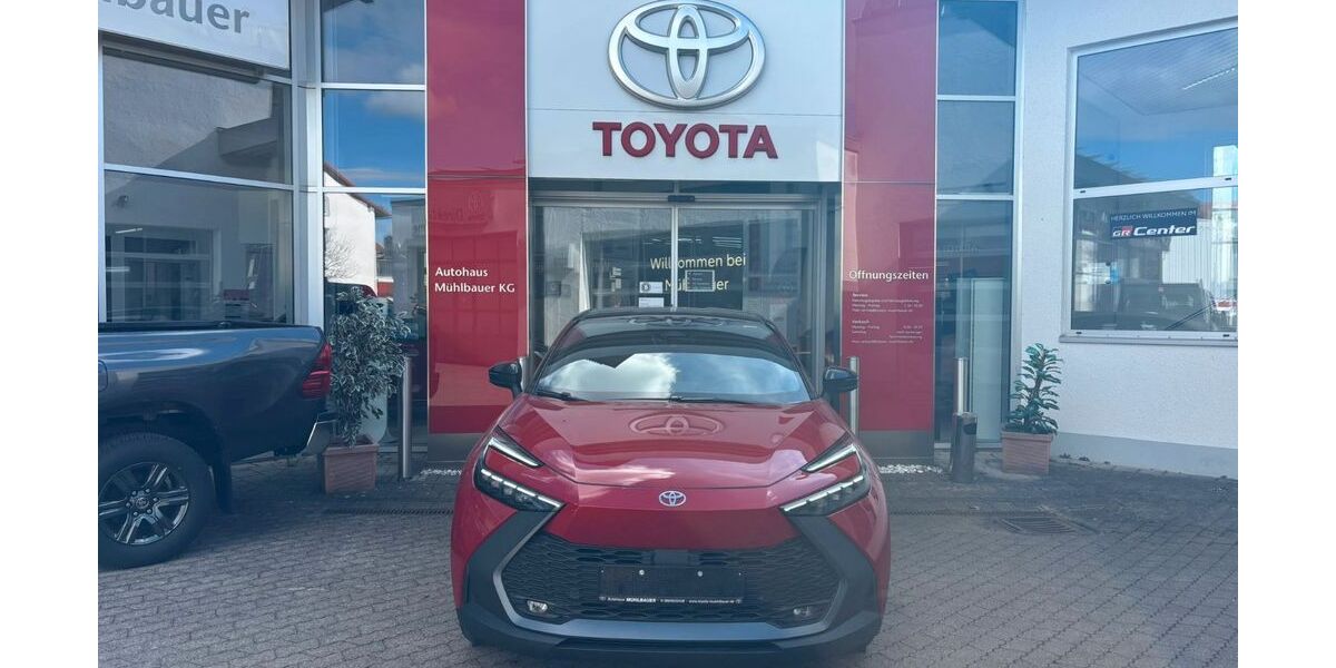 Toyota C-HR 8.800 km 27.990 &euro; Neufarn 85646